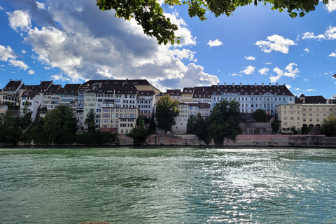 Bazylea: wycieczka po mieście z warsztatami fotografii telefonicznejBazylea: Wycieczka po mieście z warsztatami fotografii telefonicznej