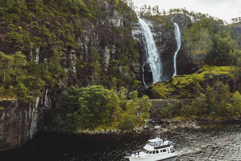 From Bergen: Private Mostraumen Fjord Cruise