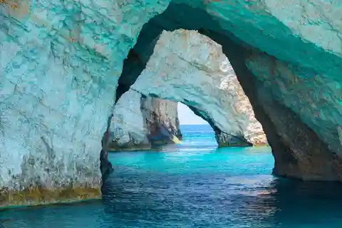 Zakynthos: Schiffswrack Strand und Blaue Höhlen Bootstour