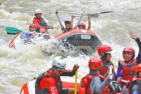 Jakarta Tour : Rafting Crusher & Paintball Games