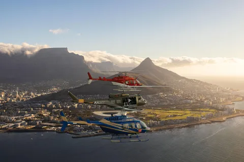 Vol en hélicoptère du Cap vers Camps Bay et Hout Bay - 16 minutes