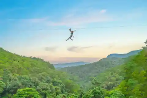 Da Lat: Extreme Zipline 1500m & Canyoning