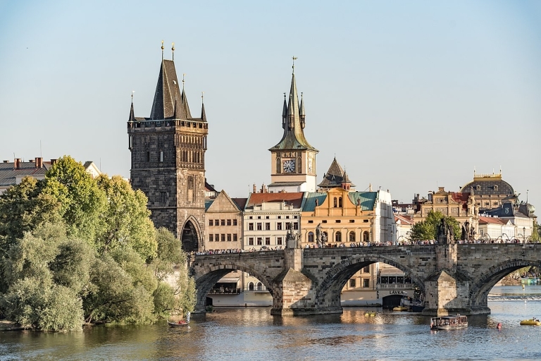 Viaje turístico de ida Praga-DresdeTodo incluido - Traslado+Guía+Entrada+Almuerzo