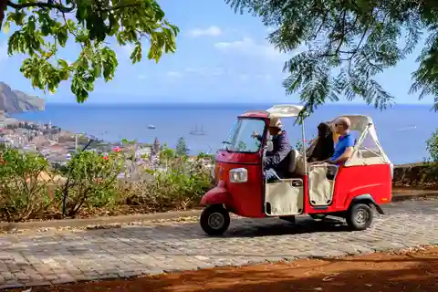 Tuk Tuk Ciudad de Funchal - Isla de Madeira