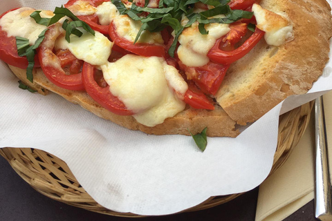 Florence: Chianti E-Bike Tour met Wijnproeverij en Lunch