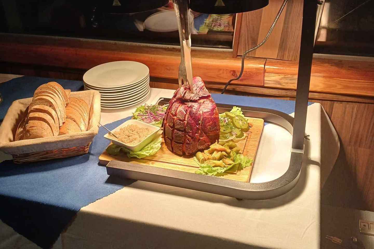 Evening cruise through Prague with buffet dinner