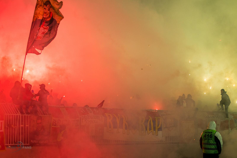 Belgrad: Mecz piłki nożnej Partizan lub Red Star z gospodarzem