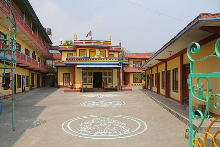 Pokhara: Monastery and Tibetan Culture Walking Tour