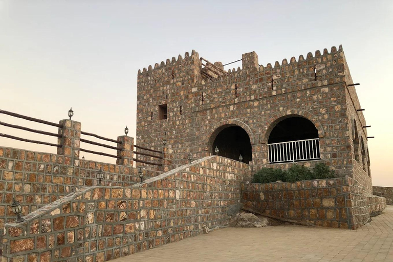 Ajman: Full-Day Sightseeing Guided Tour with Hotel Pickup