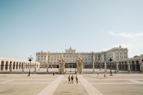 Madrid: Skip the line Royal Palace & Prado Museum Tour