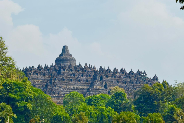 Jakarta: Java to Bali Train Tour with Hotels