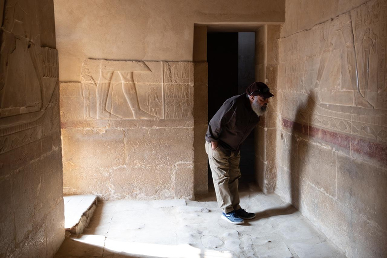 Hurghada: Full-Day Trip to Cairo by Plane Option 3 - Giza Pyramids Tour with Optional Museum Visit