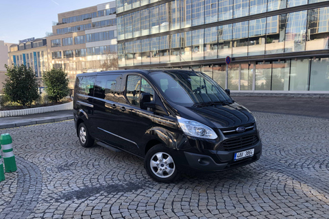 Flughafen Prag: Privater Transfer ins Stadtzentrum mit dem MinivanTransfer ins Stadtzentrum mit einem Minivan