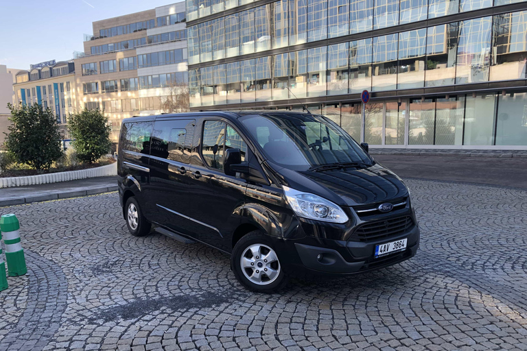 Flughafen Prag: Privater Transfer ins Stadtzentrum mit dem MinivanTransfer ins Stadtzentrum mit einem Minivan