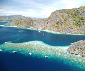 Coron: Island Tour B w/ Snorkeling & Lagoon Adventures