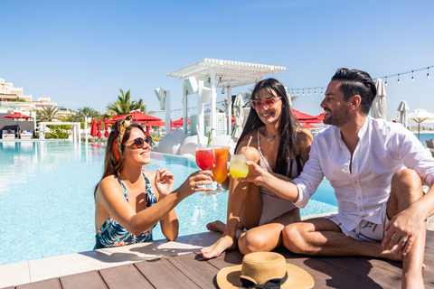 Dubai: Beach Day on the Palm with Skyline Views VIP Cabana