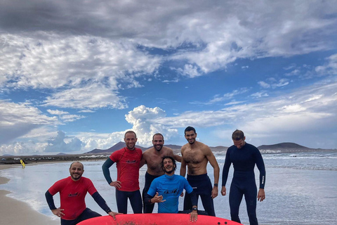 Kalufa Surf school in Caleta de Famara, Lanzarote Caleta de Famara in Lanzarote: Kalufa Surf school