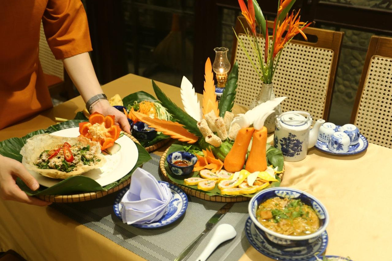 Hue Royal Dinner: Heritage Cuisine & Folk Music Show