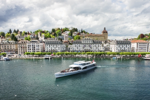 Luzern: 1 uur durende boottocht op panoramisch jacht