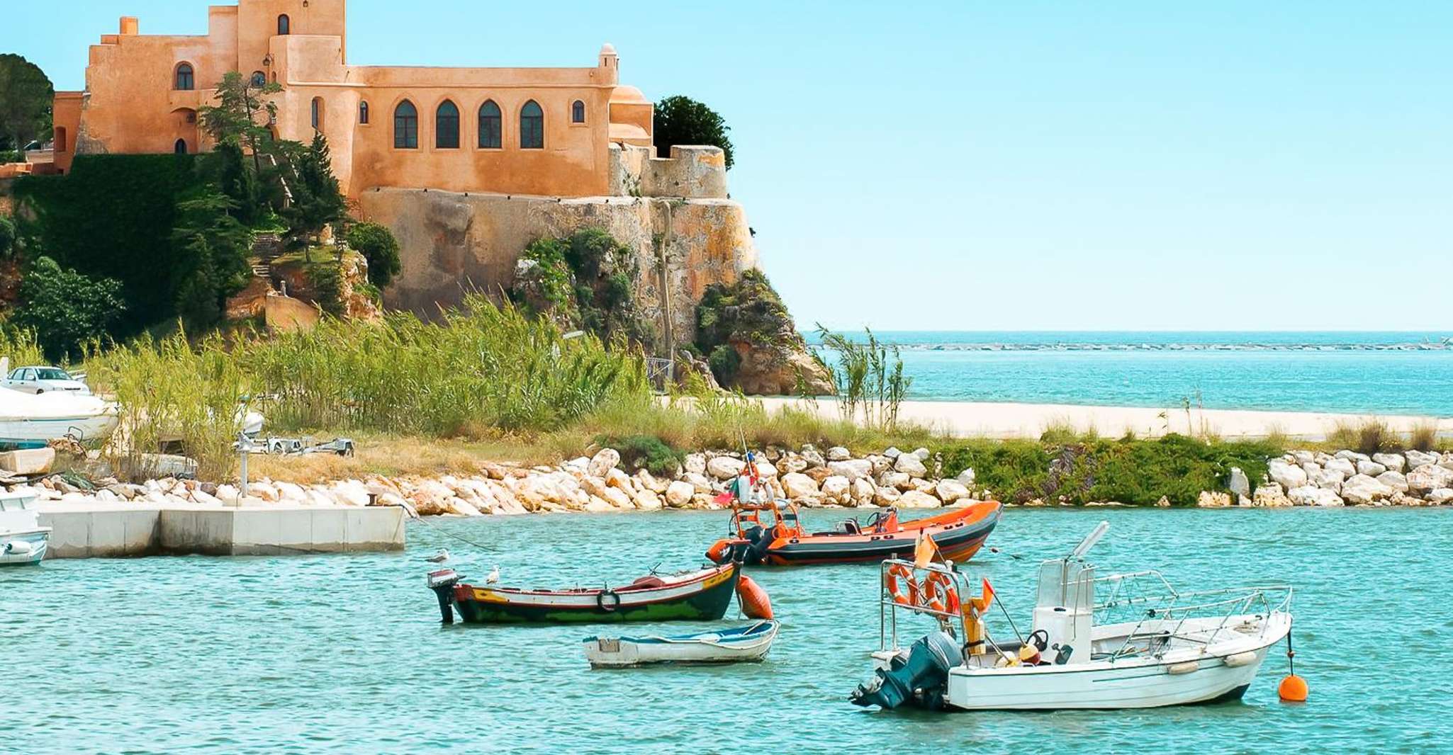 Portimão, Benagil Caves and Praia de Marinha Boat Tour - Housity