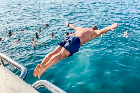 Malaga: Catamaran Cruise with Optional Swimming Stop 1-Hour Daytime Cruise without Swimming Stop