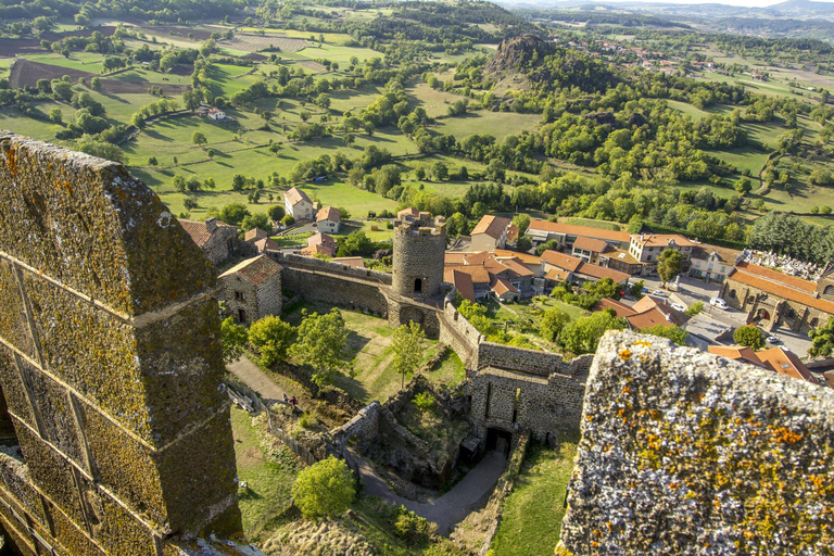 From Lyon: Le Puy-en-Velay Mountains and Fortress Day Trip