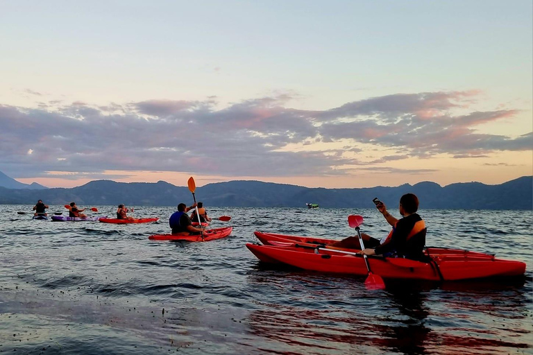 Ilopango : excursion en kayak sur le lac Ilopango, du lundi au vendredi.Ilopango : KAYAK visite le lac Ilopango du lundi au vendredi