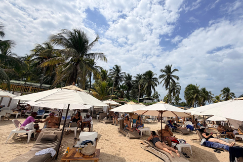Cartagena: Palmarito Beach Day Trip with Lunch & Drinks