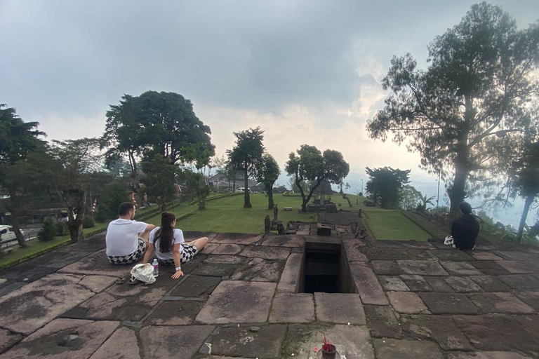 From Yogyakarta: Sukuh and Cetho Temple Tour