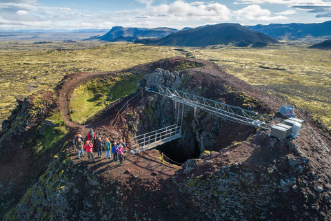 Depuis Reykjavik : au cœur du volcan Thrihnukagigur