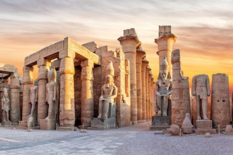 Hurghada: Luxor Highlights, König Tut Grab & Nil BootsfahrtHurghada: Private Luxor & König Tut Grab & Nil Reise