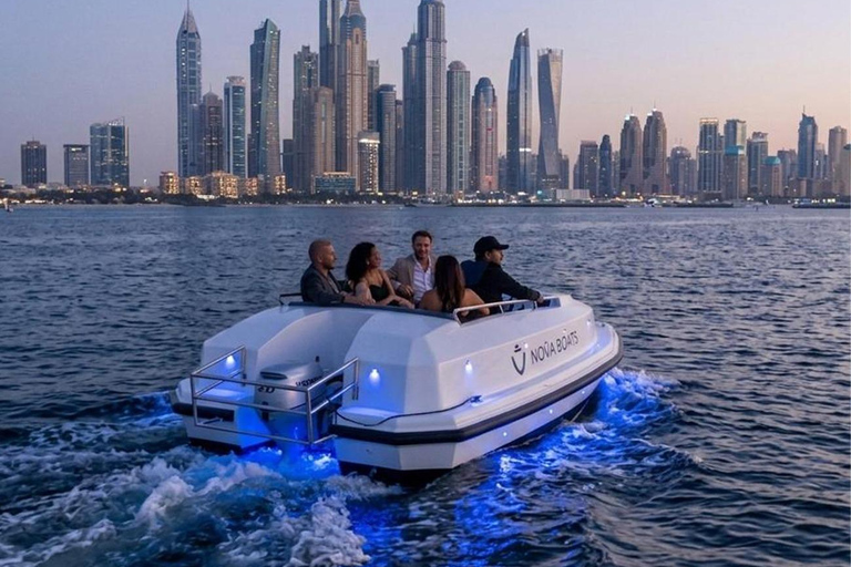 Dubai: Self-Drive Boat Tour in Creek Harbour - 5 Pax Dubai: Self-Drive Boat Experience in Creek Harbour - 5 Pax