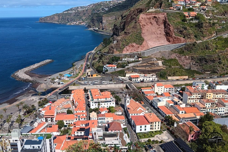 Madeira West & North: Private Tour in a Mercedes with Iconic Stops West & North Madeira: Private Tour in a Mercedes with Iconic Stops