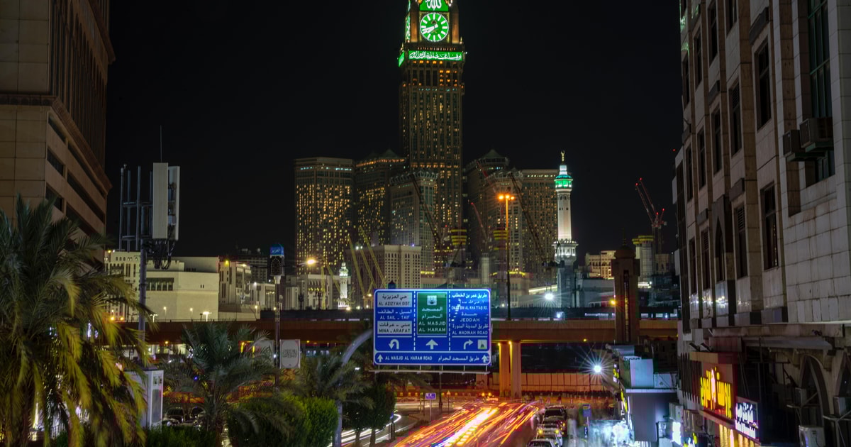 Makkah Ganztägiger Ausflug, inklusive Mittagessen bei einer saudischen