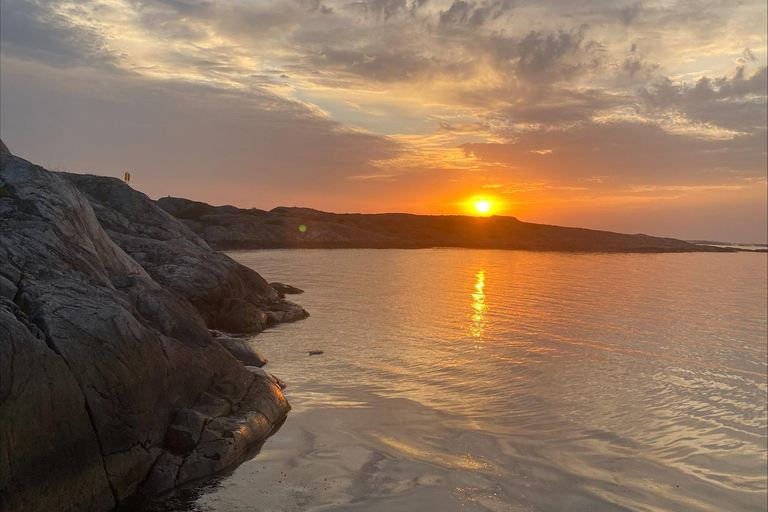 Gothenburg: Brännö and Galterö Guided Hiking Tour with Fika