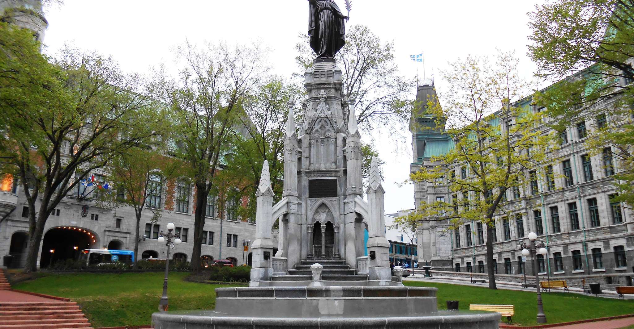 3 Days 3 Cities Tour: Montreal, Quebec, Ottawa from Toronto photo 15