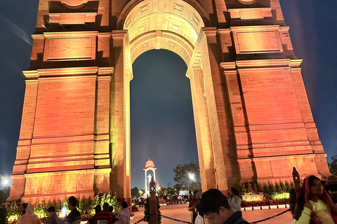 A full-day tour of Old & New Delhi Monument Express Entry