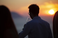 Lipari, Tour de Bodegas y Degustación de Vinos Sunset - Hizvo