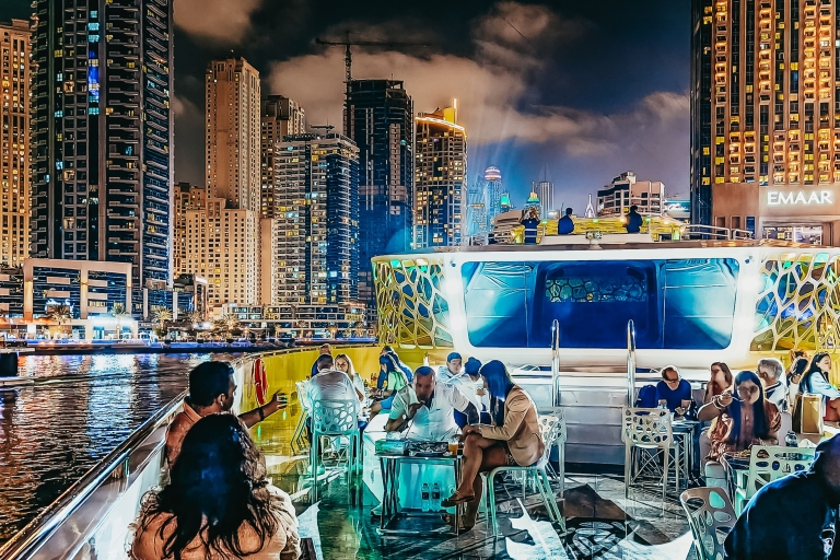 Dubai: 2-uur durende mega jachttocht met dinerbuffetDubai: 3 uur durende tocht op megajacht met dinerbuffet