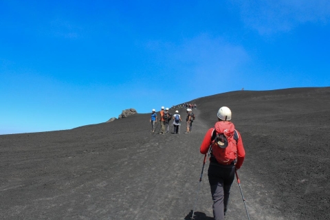 Etna Sud: Trekking at High Altitude