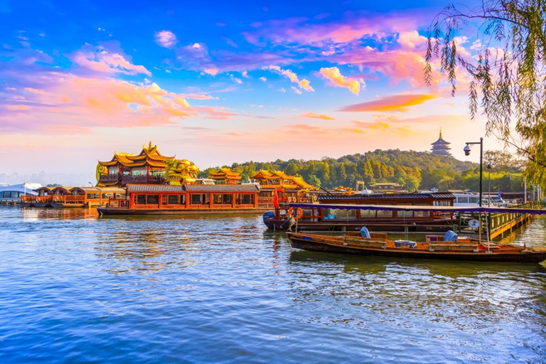From Shanghai: Hangzhou Private Day Trip with Bullet Train Business Class