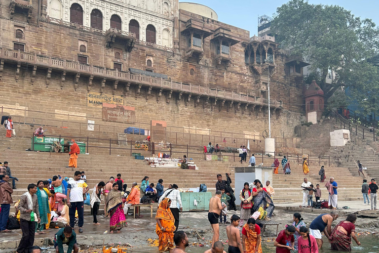 Tour di Varanasi con pernottamento da Delhi con il treno più veloceAlloggio a 4 stelle