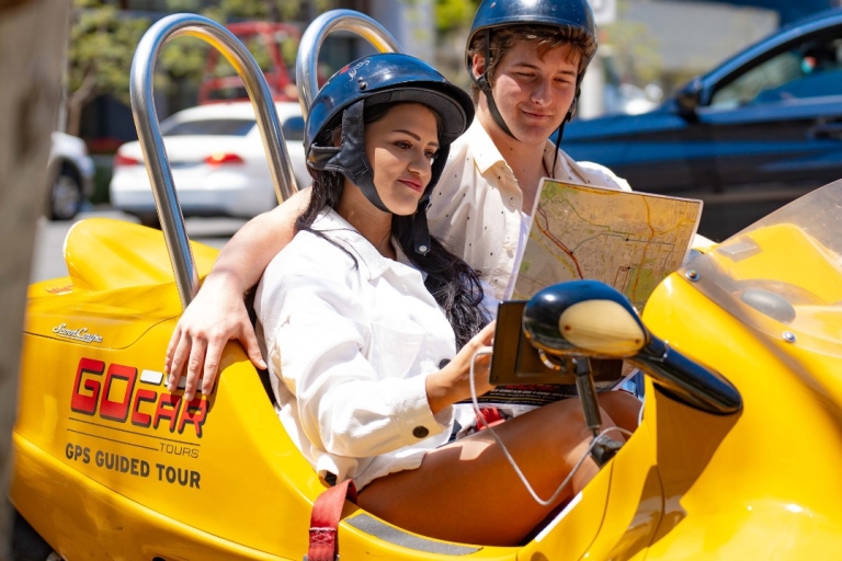 Autos parlantes con GPS: centro y parque Balboa