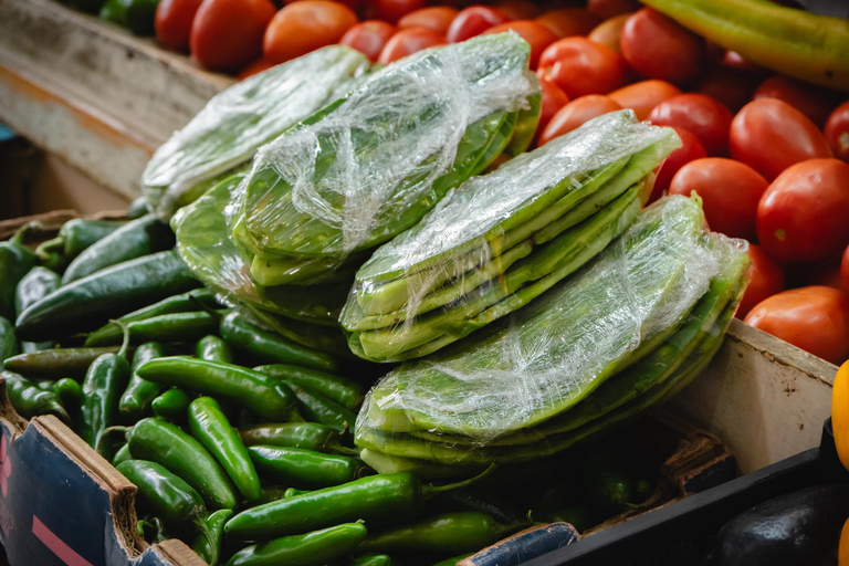 Mexico : visite du marché de Coyoacán avec dégustations gastronomiquesMexico : visite du marché de Coyoacán avec dégustations culinaires