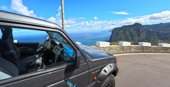 Madeira 4x4 Jeep Safari: Pico Arieiro & Santana-Häuser