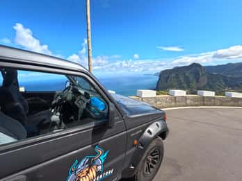 Madeira 4x4 Jeep Safari: Pico Arieiro & Santana-Häuser
