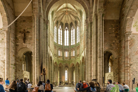 De Paris: Viagem de 1 dia ao Mont Saint Michel com um guiaDe Paris: excursão de um dia ao Mont Saint Michel com um guia