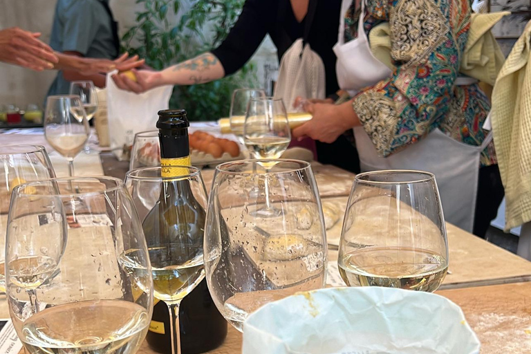 Venice: Cooking Class at Rosa’s secret garden home