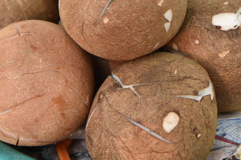 Bangkok: Praktyczne warsztaty gotowania tajskiego i wycieczka po targu w SathonBangkok: Praktyczne warsztaty gotowania tajskiej kuchni i wycieczka po targu w dzielnicy Sathon