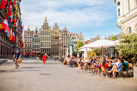 Antwerp in 1 Day: Walking Tour with Digital Guide Group Ticket (3-6 persons)